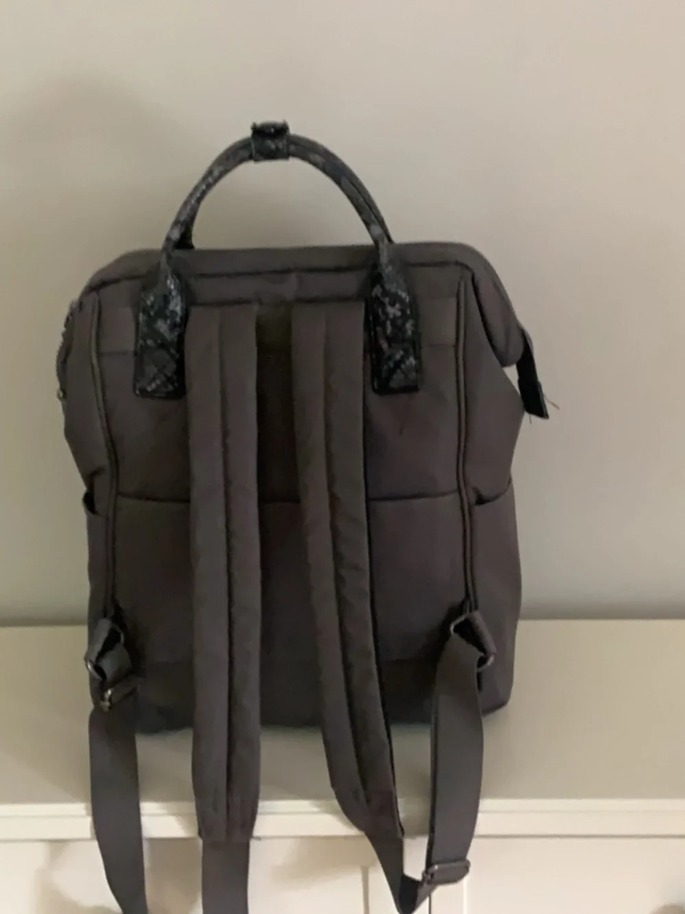 Baggallini organized bag